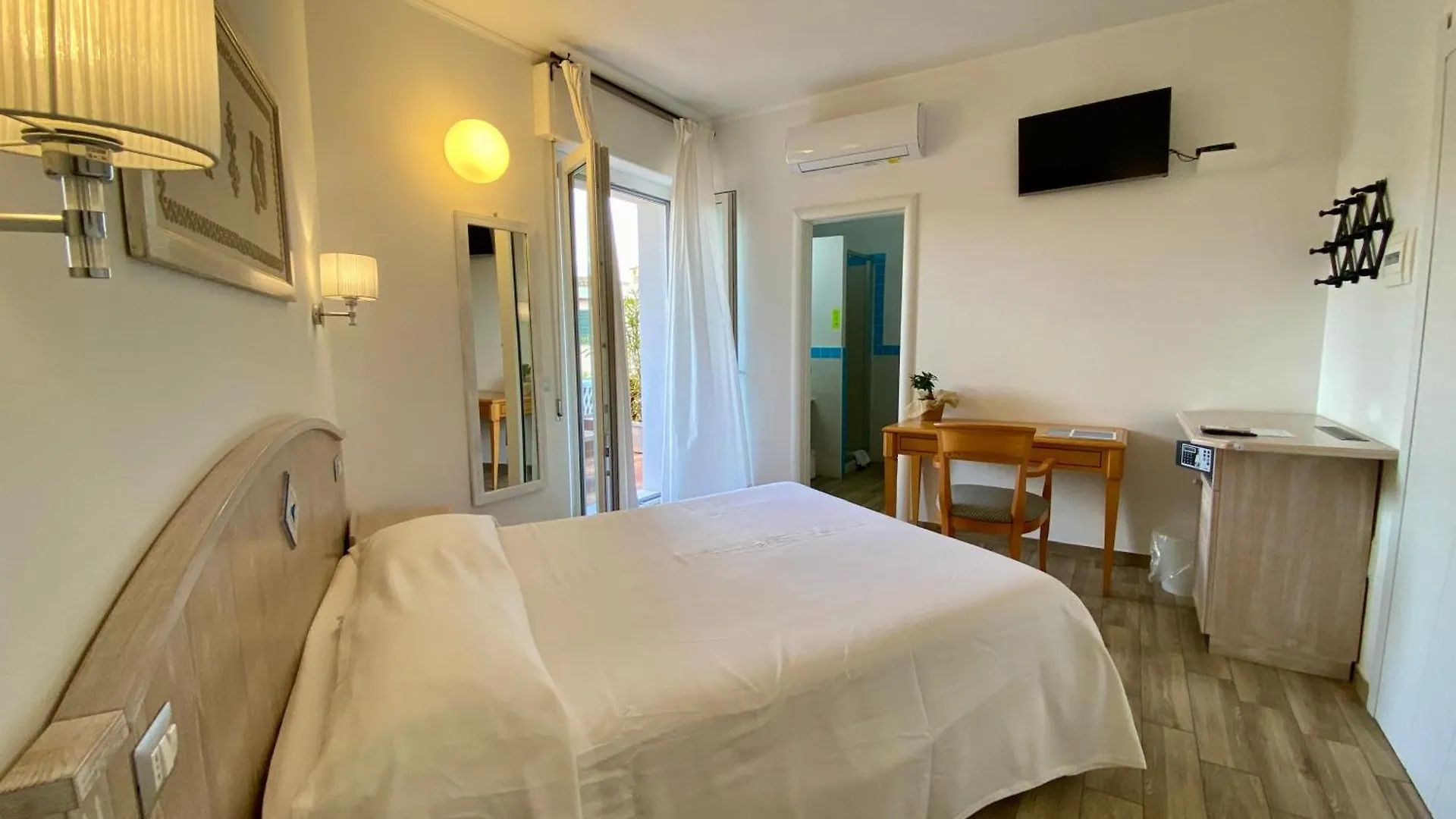 Locanda Degli Artisti Tortolì 2*,