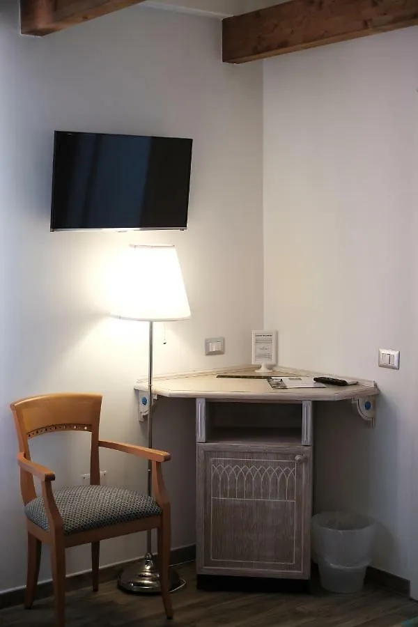 Locanda Degli Artisti Tortolì 2*,  Italia